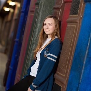 Meet your Posher, Emily